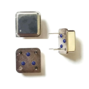 B E - Precision Oscillators for Synchronized Circuit Timing, 13.5000Mhz, Square 4-Pin, Pack of 20 - PCCR0012